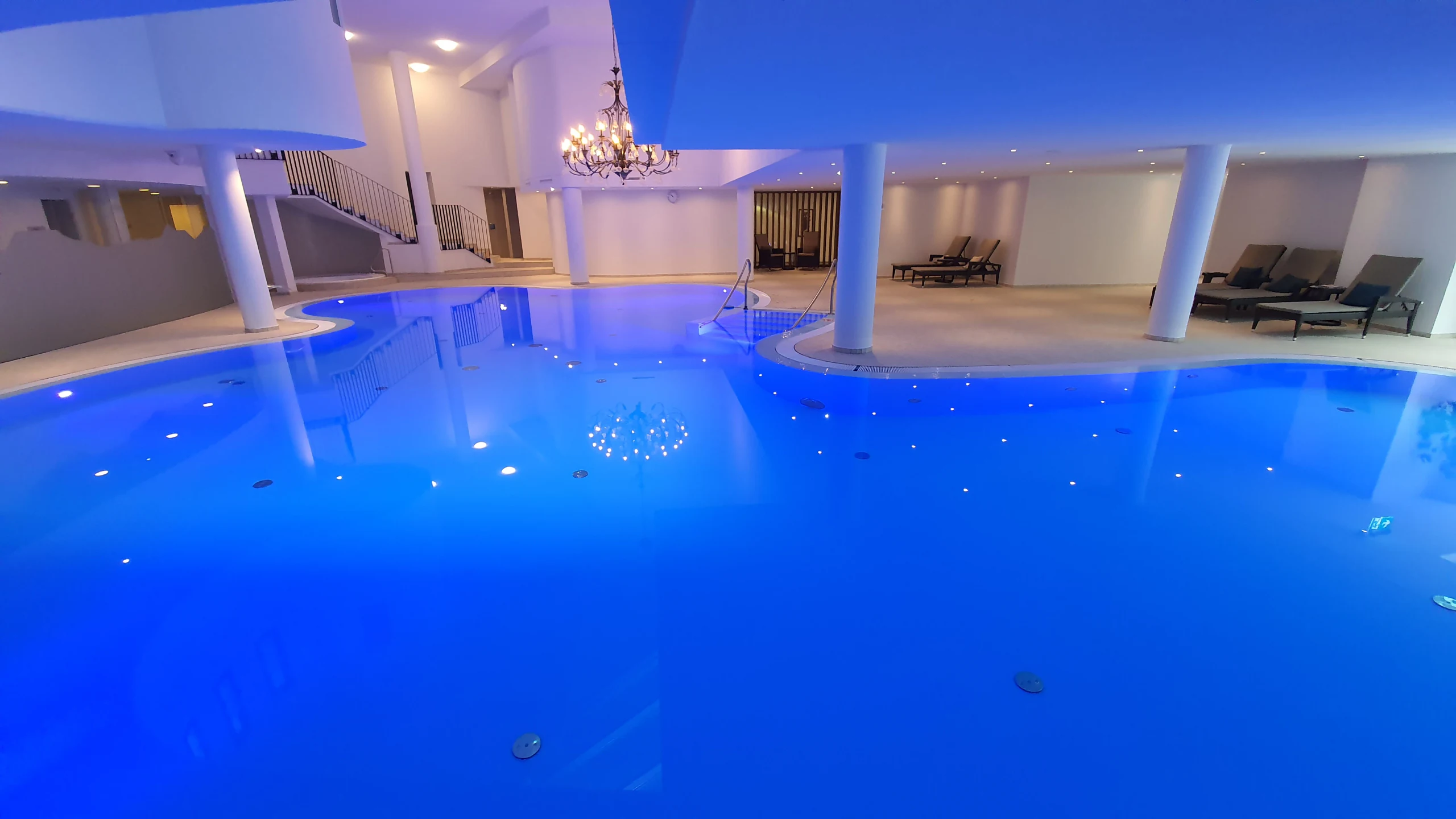 Pool & Wellness
