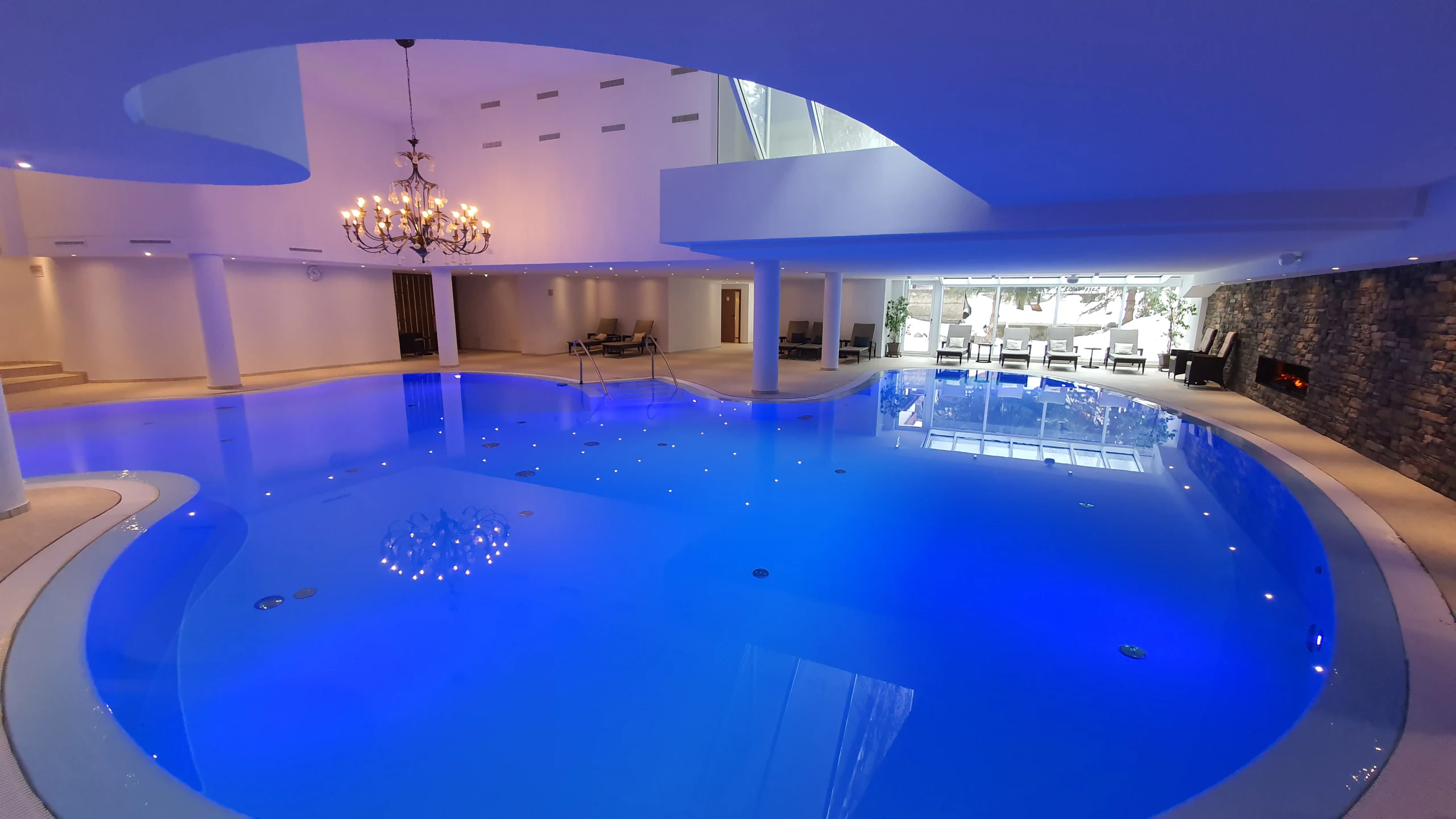 Pool & Wellness
